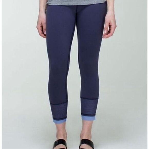 Lululemon Find Your Flow Crop Leggings 23” Navy Blue Size 4 - Picture 1 of 10